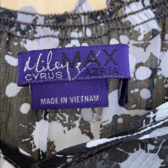 Blouse - Picture 2 of 2